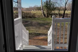 100B Ross St, Huntsville, TX 77320 - Photo 15