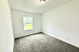 237 Linda Ln, Oyster Creek, TX 77541 - Photo 13