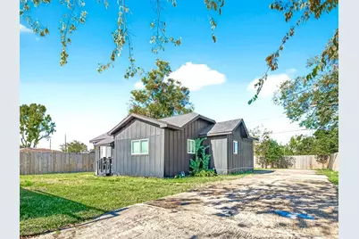 978 Saint Clair Street, Houston, TX 77088 - Photo 1