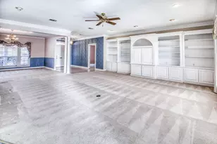 159 Charles St, La Grange, TX 78945 - Photo 9