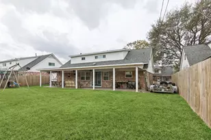 2705 Huckleberry Ln, Pasadena, TX 77502 - Photo 23