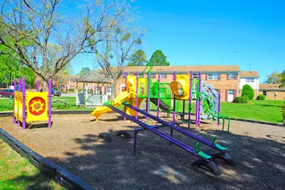 356 Cypresswood Ct, Virginia Beach, VA 23454 - Photo 3