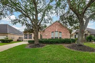 3315 Long Briar Ln, Sugar Land, TX 77498 - Photo 3