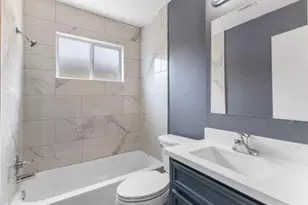 11014 Segrest Dr, Houston, TX 77047 - Photo 11