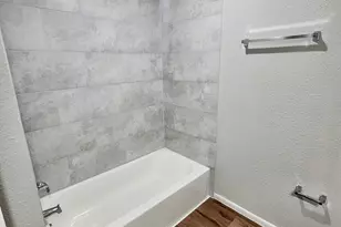 3860 Jasmine Dr, Alvin, TX 77511 - Photo 9