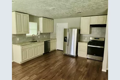 3860 Jasmine Drive, Alvin, TX 77511 - Photo 3