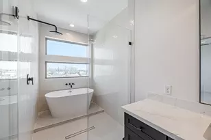 2318 Mills St, Houston, TX 77026 - Photo 37