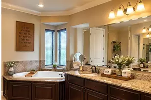 2122 Belcara View, League City, TX 77573 - Photo 9