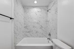 7725 Hoffman St, Houston, TX 77016 - Photo 13