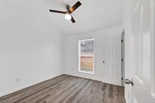 7725 Hoffman St, Houston, TX 77016 - Photo 17