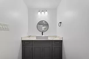 7725 Hoffman St, Houston, TX 77016 - Photo 25