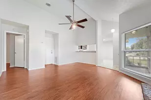 9335 Crescent Moon Dr, Houston, TX 77064 - Photo 5
