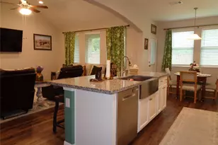 1734 Yaupon Trail Ct, Alvin, TX 77511 - Photo 15