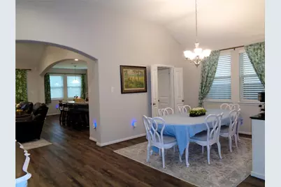 1734 Yaupon Trail Court, Alvin, TX 77511 - Photo 5