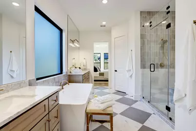 1405 Confederate Road, Houston, TX 77055 - Photo 9