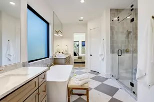 1405 Confederate Rd, Houston, TX 77055 - Photo 9