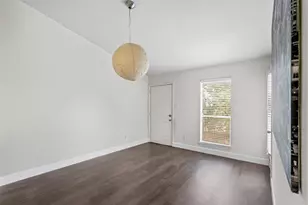 3900 Woodchase Dr, Houston, TX 77042 - Photo 9