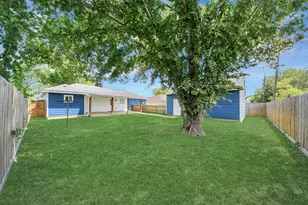 19038 County Rd 669D, Alvin, TX 77511 - Photo 19