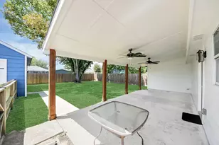 19038 County Rd 669D, Alvin, TX 77511 - Photo 17