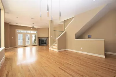 723 Reinerman, Houston, TX 77007 - Photo 7