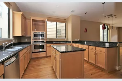 723 Reinerman, Houston, TX 77007 - Photo 17