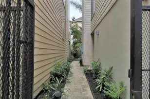 723 Reinerman, Houston, TX 77007 - Photo 3