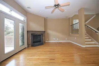723 Reinerman, Houston, TX 77007 - Photo 9