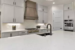 8604 Trinity Pnes Ct, Montgomery, TX 77316 - Photo 15