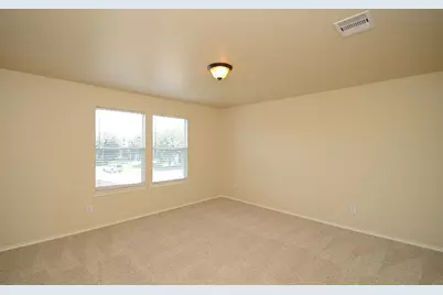 5002 Hearth Hollow Lane, Sugar Land, TX 77479 - Photo 19