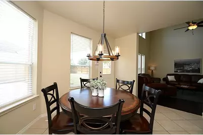 5002 Hearth Hollow Lane, Sugar Land, TX 77479 - Photo 15