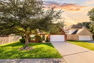 9811 Sandtown Cir, Houston, TX 77064 - Photo 1