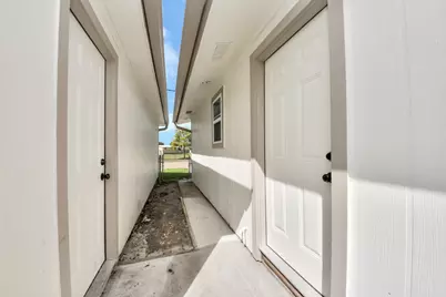 5743 Newquay Street, Houston, TX 77085 - Photo 35
