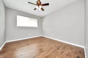5743 Newquay St, Houston, TX 77085 - Photo 21