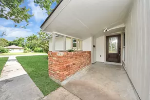 5743 Newquay St, Houston, TX 77085 - Photo 37