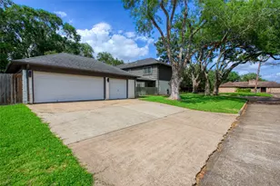 2614 E Pebble Beach Dr, Missouri City, TX 77459 - Photo 21