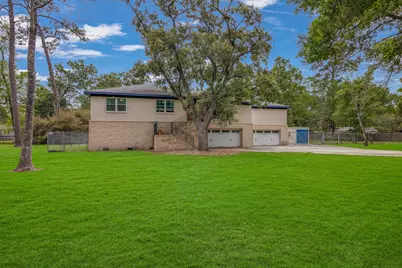 1010 Rosewood Drive, Dickinson, TX 77539 - Photo 1