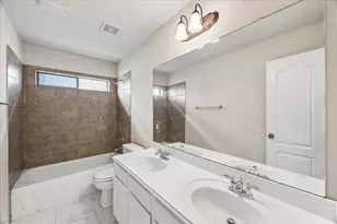 8107 Whisper Point Dr, Houston, TX 77040 - Photo 25