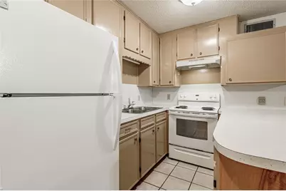 120 McAdams Lane #E, Huntsville, TX 77320 - Photo 9