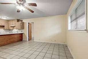 120 McAdams Ln, Huntsville, TX 77320 - Photo 3