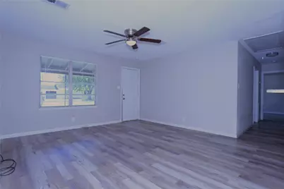 130 Bennett Drive, West Columbia, TX 77486 - Photo 3
