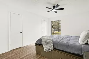 5007 Colmesneil St, Pearland, TX 77584 - Photo 9