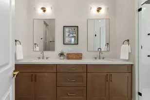 1142 W 16th St, Houston, TX 77008 - Photo 25