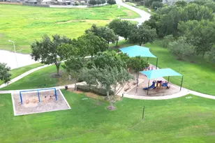 2875 Torano Cir, League City, TX 77573 - Photo 47