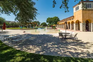 2875 Torano Cir, League City, TX 77573 - Photo 43