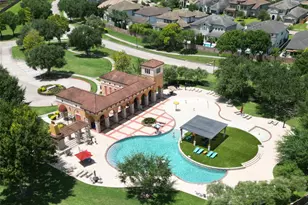 2875 Torano Cir, League City, TX 77573 - Photo 39