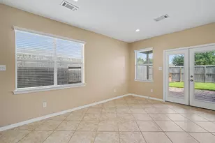 2875 Torano Cir, League City, TX 77573 - Photo 15