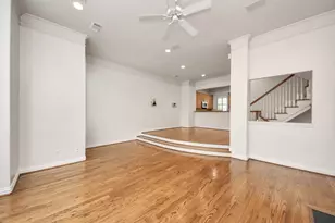 1912 Greenwich Pl Dr, Houston, TX 77019 - Photo 9