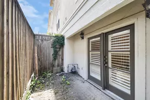 1912 Greenwich Pl Dr, Houston, TX 77019 - Photo 23