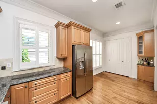 1912 Greenwich Pl Dr, Houston, TX 77019 - Photo 13