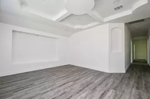 5030 Rapido Rd, Houston, TX 77033 - Photo 9